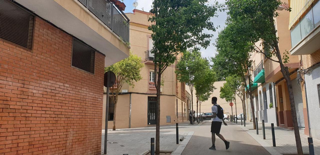 Subway Station Apartment Near Camp Nou L'Hospitalet de Llobregat Eksteriør bilde
