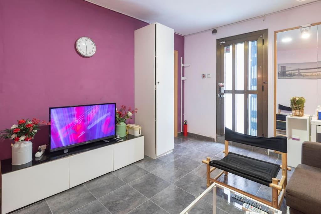 Subway Station Apartment Near Camp Nou L'Hospitalet de Llobregat Eksteriør bilde