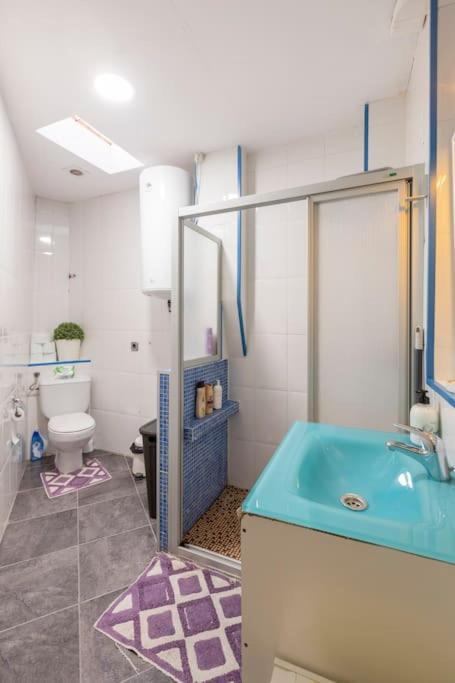 Subway Station Apartment Near Camp Nou L'Hospitalet de Llobregat Eksteriør bilde