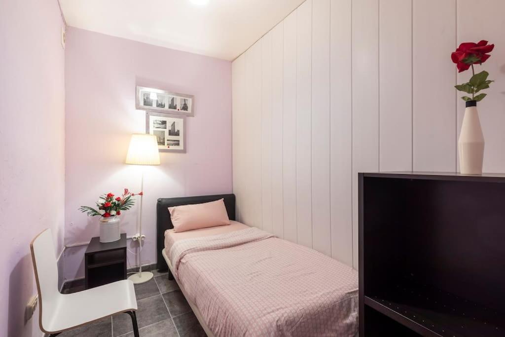 Subway Station Apartment Near Camp Nou L'Hospitalet de Llobregat Eksteriør bilde