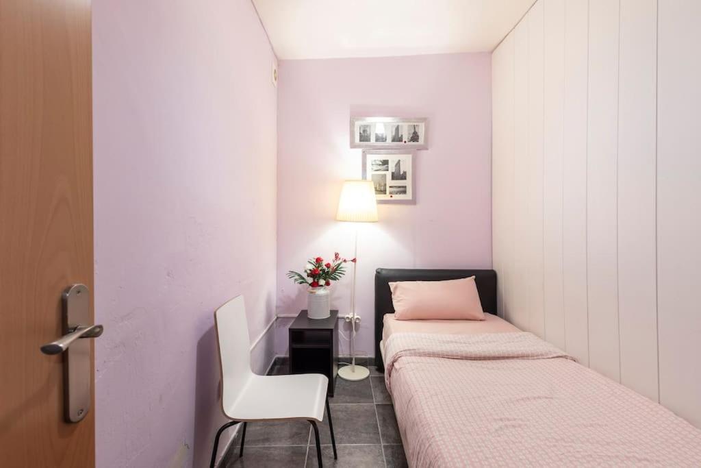 Subway Station Apartment Near Camp Nou L'Hospitalet de Llobregat Eksteriør bilde